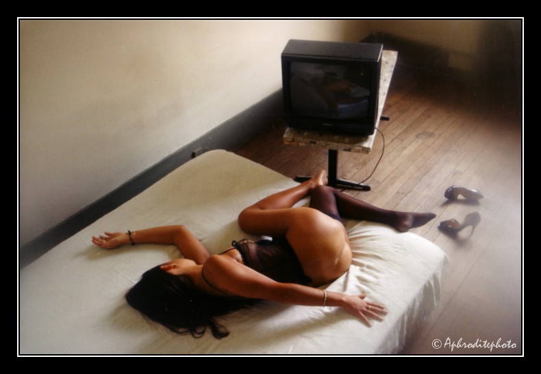 002 TV mania